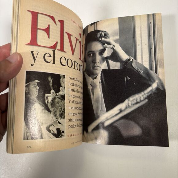 Julianne Moore Elvis Roel C. Campos Selecciones Reader’s Digest Spanish revista - Picture 7 of 9